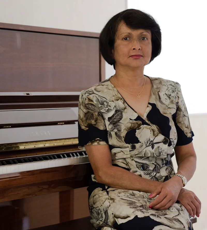 Sue — piano teacher, Help With Music